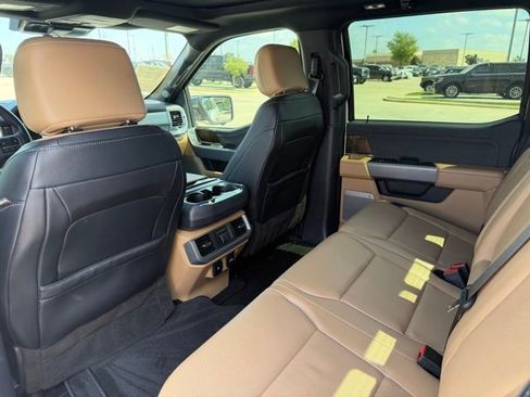 Certified 2022 Ford F150 Lariat w/ Equipment Group 502A High image 22