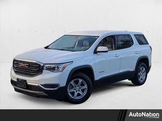 Used 2017 GMC Acadia SLE image 1