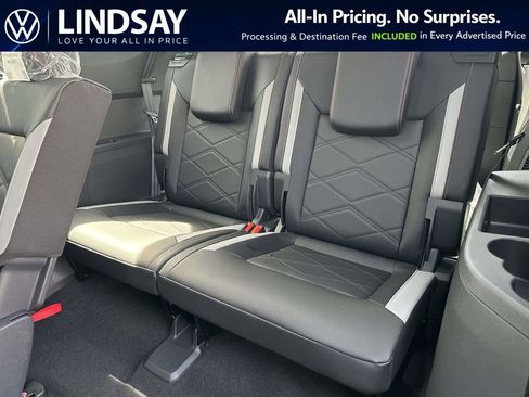 New 2026 Volkswagen Atlas Peak Edition AWD/4WD image 11