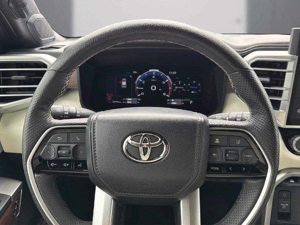 Used 2024 Toyota Sequoia Capstone AWD/4WD image 22