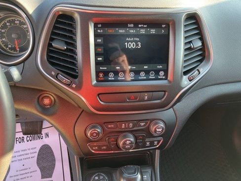 Certified 2022 Jeep Cherokee Trailhawk image 16