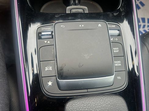 Used 2022 Mercedes-Benz GLA 250 4MATIC w/ Premium Package Lite image 22