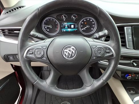 Used 2019 Buick Enclave Essence image 17