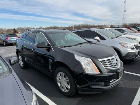 Used 2013 Cadillac SRX Luxury image 4