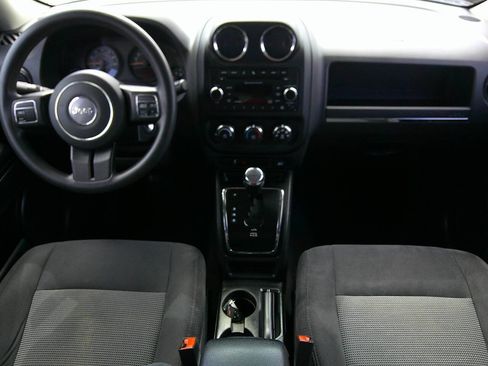 Used 2017 Jeep Patriot Sport w/ Power Value Group image 8