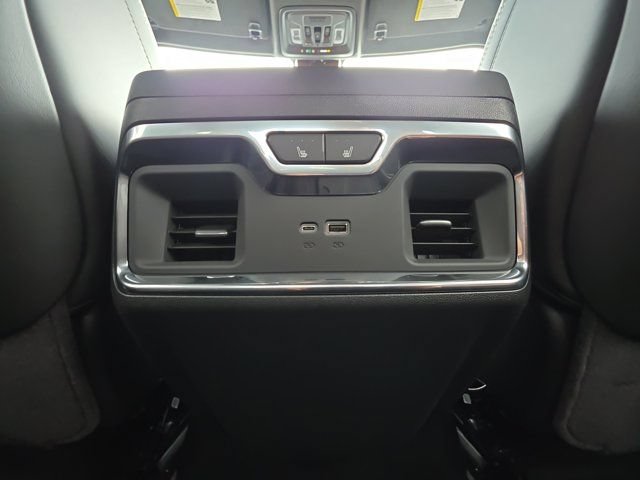 Certified 2026 GMC Sierra 2500 Denali Ultimate AWD/4WD image 24