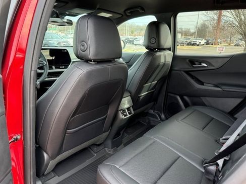 New 2026 Chevrolet Equinox LT w/ Convenience Package II image 13