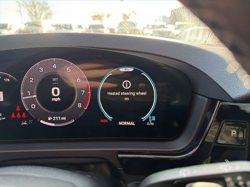 Used 2024 Porsche Cayenne image 14