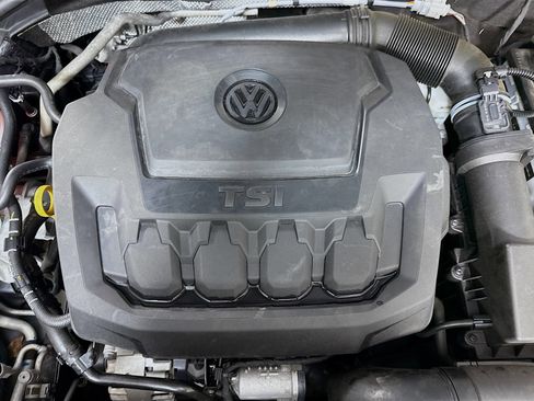 Used 2022 Volkswagen Passat 2.0T image 37