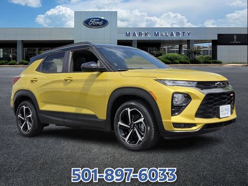 Used 2023 Chevrolet TrailBlazer RS w/ Sun and Liftgate Package FWD image 7