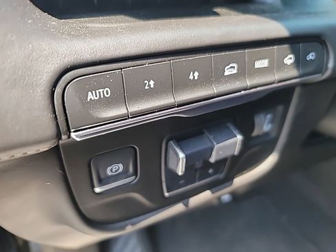 Used 2021 Cadillac Escalade Sport Platinum w/ LPO, ONYX Package image 13