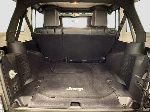 Used 2016 Jeep Wrangler Unlimited Sport w/ Quick Order Package 24S AWD/4WD image 20