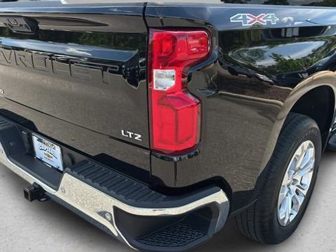 Used 2024 Chevrolet Silverado 1500 LTZ AWD/4WD image 36