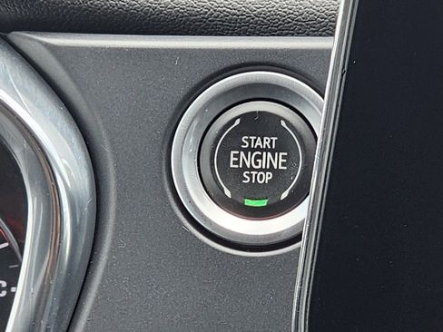 Used 2023 Chevrolet Blazer Premier image 33