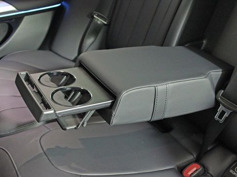 Certified 2025 Mercedes-Benz E 350 4MATIC Sedan image 28