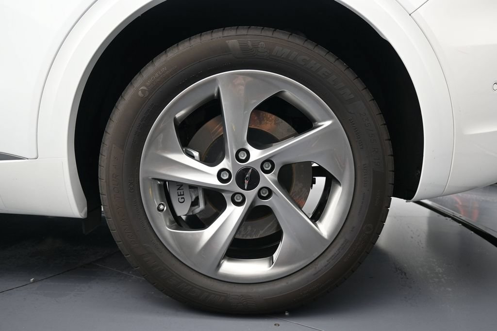 Used 2026 Genesis GV70 2.5T Advanced AWD/4WD image 41