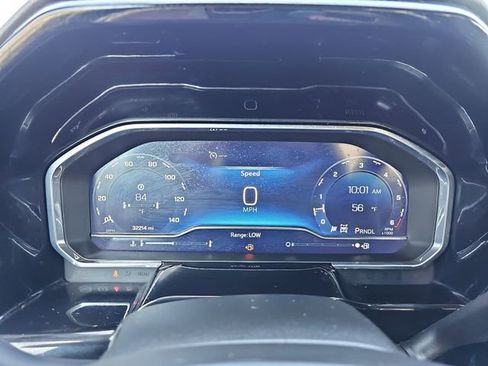 Used 2024 Chevrolet Silverado 1500 LT w/ Z71 Off-Road Package image 11