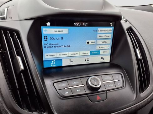 Used 2019 Ford Escape SEL image 11