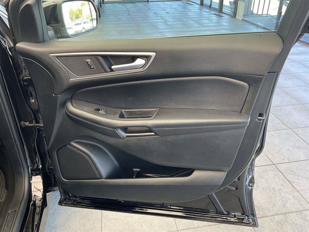 Used 2023 Ford Edge SEL w/ Convenience Package AWD/4WD image 13