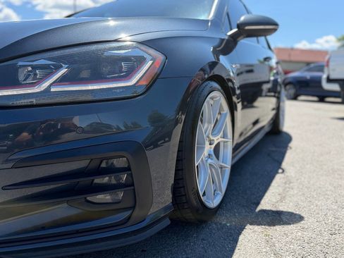 Used 2019 Volkswagen GTI Autobahn FWD image 14