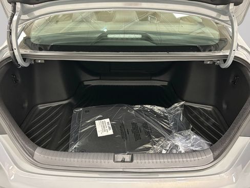 Used 2025 Honda Accord Sport image 25