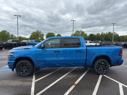 New 2026 RAM 1500 4x4 Crew Cab image 5