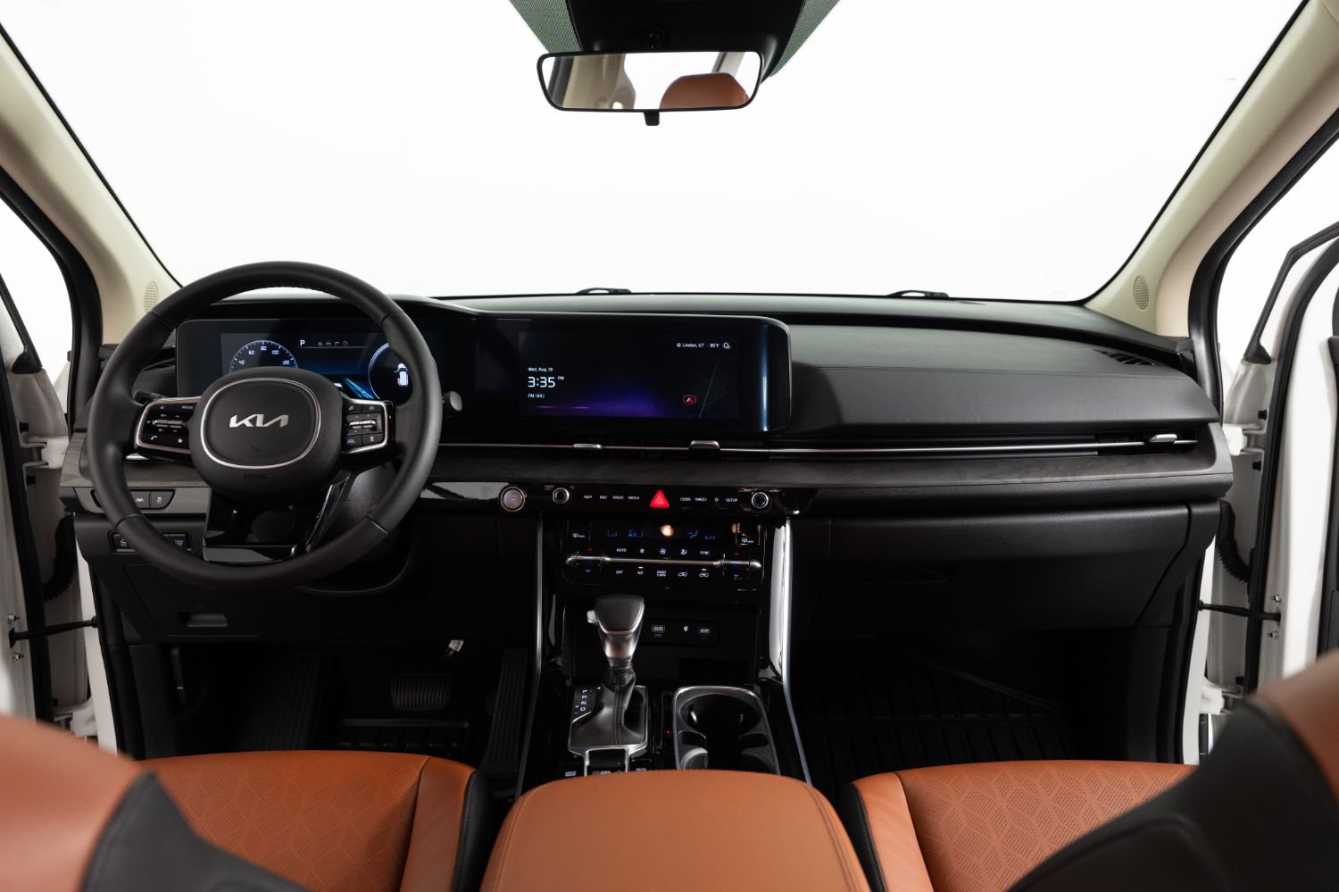 Used 2024 Kia Carnival SX FWD image 38