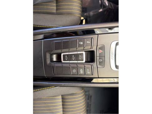 Used 2019 Porsche 911 Carrera T RWD image 18