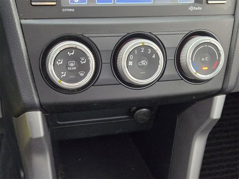 Used 2018 Subaru Forester 2.5i w/ Alloy Wheel Package image 22