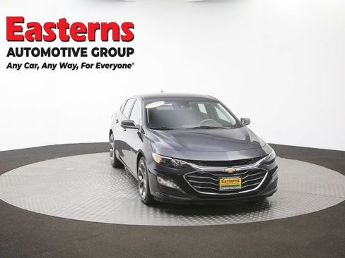 Used 2023 Chevrolet Malibu LT FWD image 46