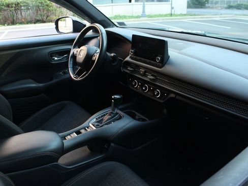 Used 2023 Honda HR-V Sport image 23