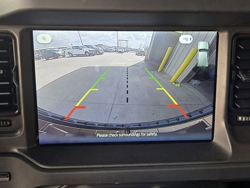 New 2025 Ford Bronco Badlands image 14