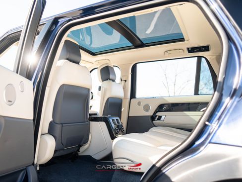 Used 2020 Land Rover Range Rover Long Wheelbase HSE image 21
