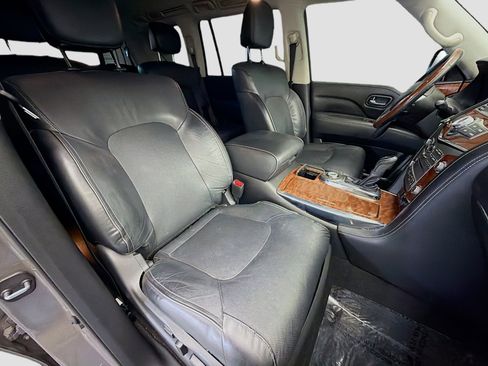 Used 2019 INFINITI QX80 Luxe image 17