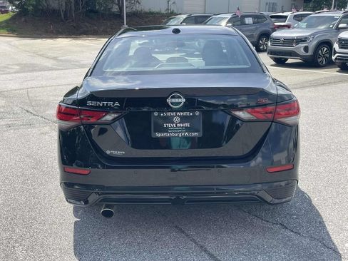Used 2025 Nissan Sentra SR FWD image 5