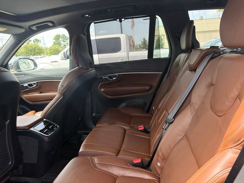 Used 2025 Volvo XC90 B6 Ultra w/ Protection Package AWD/4WD image 12