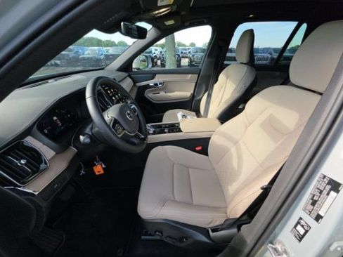 Used 2026 Volvo XC90 B6 Plus AWD/4WD image 5
