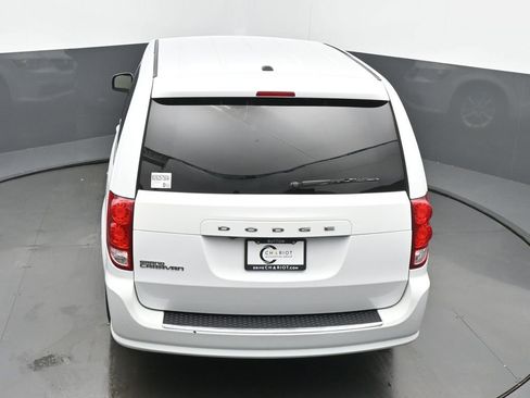 Used 2020 Dodge Grand Caravan SE image 42