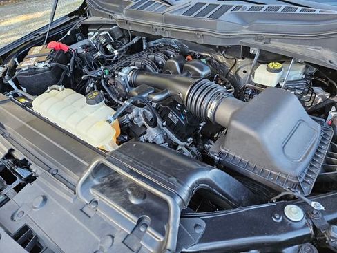 Used 2022 Ford F150 XLT image 19