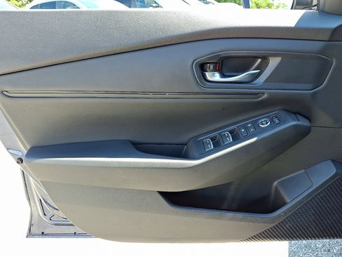 Used 2023 Honda Accord EX image 12