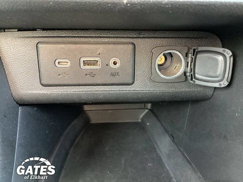 Used 2023 Buick Encore GX Select FWD image 22
