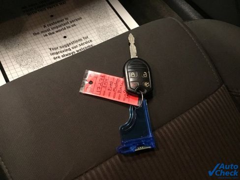 Used 2014 Ford Mustang Convertible image 48