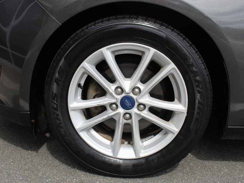 Used 2018 Ford Focus SE FWD image 28