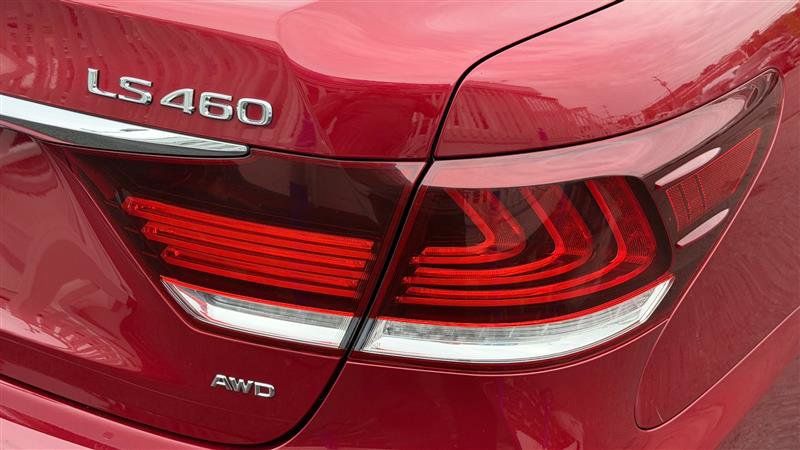 Used 2013 Lexus LS 460 AWD w/ Comfort Pkg image 13