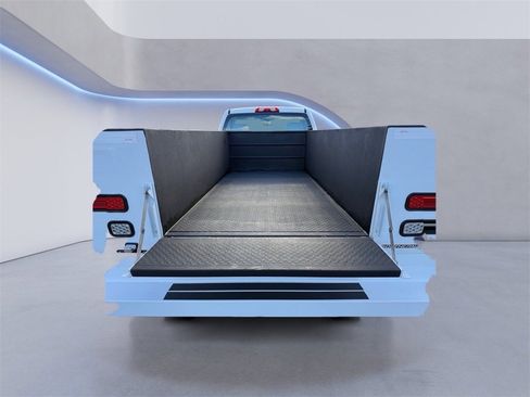 Used 2015 Chevrolet Silverado 3500 W/T image 9