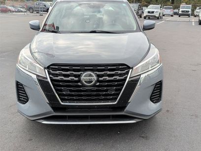 Used 2021 Nissan Kicks SV