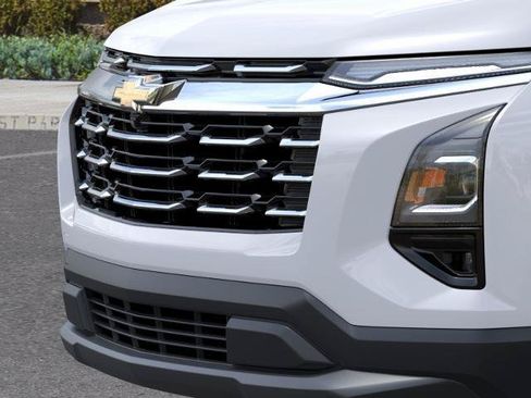 New 2026 Chevrolet Equinox LT w/ Safety and Technology Package AWD/4WD image 13