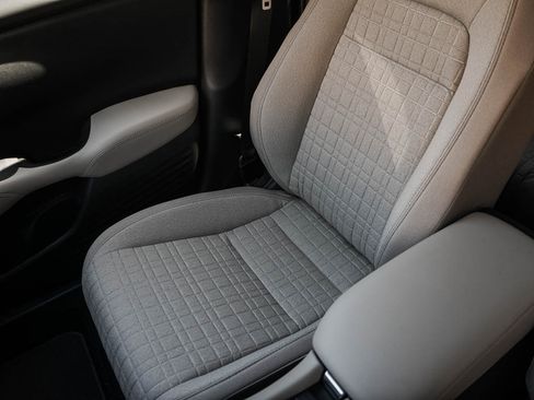 New 2027 Honda HR-V LX image 24