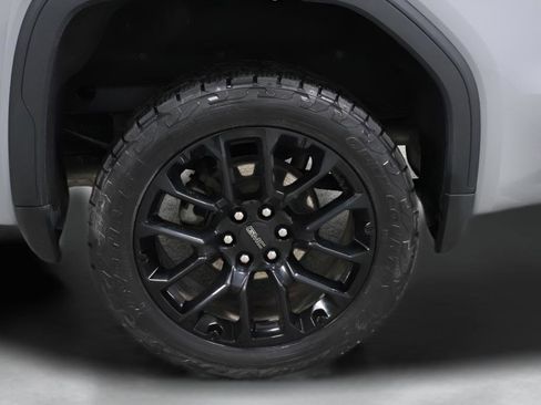 Used 2024 GMC Sierra 1500 Elevation w/ Elevation Premium Package AWD/4WD image 34