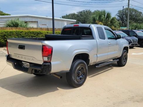 Used 2023 Toyota Tacoma SR5 RWD image 10